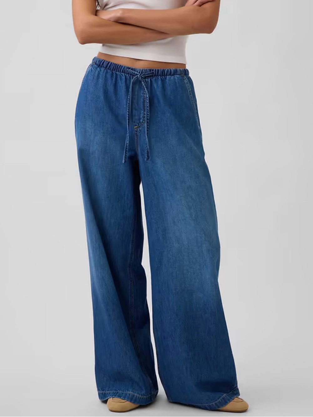 NWT GAP Wide Leg Drawstring Denim Jeans in Medium Blue LT